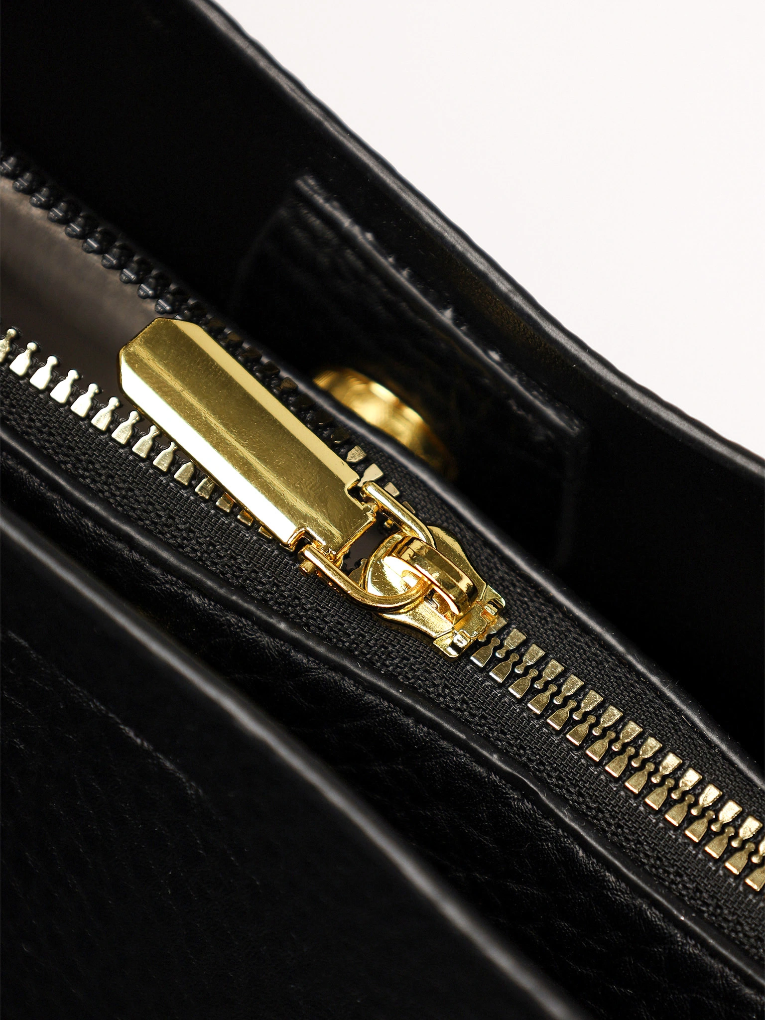 Сумка-тоут с декоративным платком в ассортименте